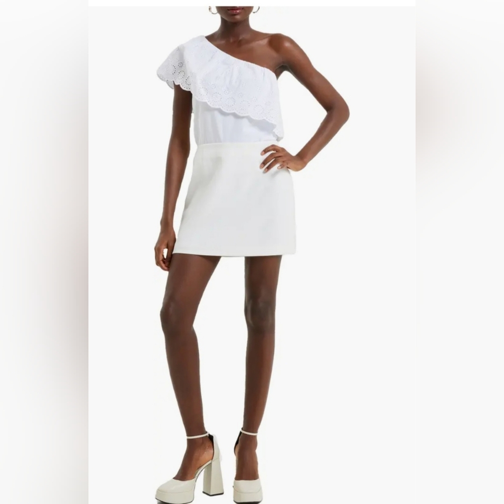 #44.French Connection white one shoulder eyelet lace top NWT - Picture 1 of 3